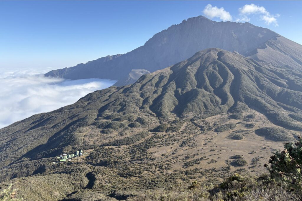 Best Time to Climb Mount Meru